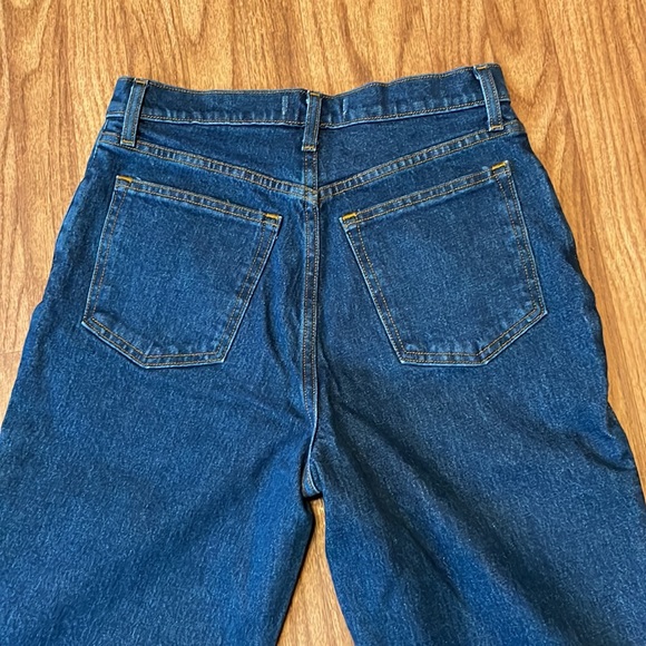 NWT Abercrombie & Fitch Ultra High Rise 90’s Straight Curve Love Jeans - Picture 4 of 7